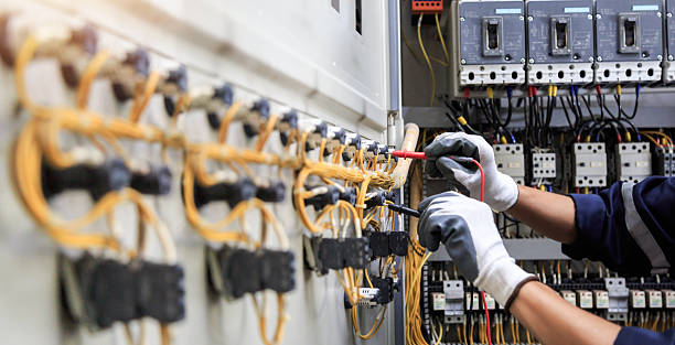 Professional Electrician technician working in Haworth, NJ